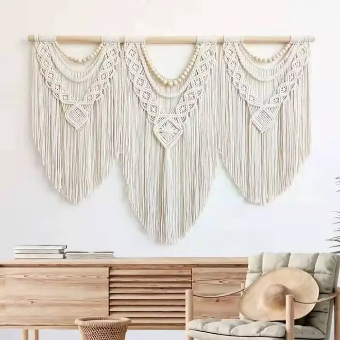Grande tapisserie murale suspendue en macramé avec bâton en bois, rideau à pampilles bohème tissé à