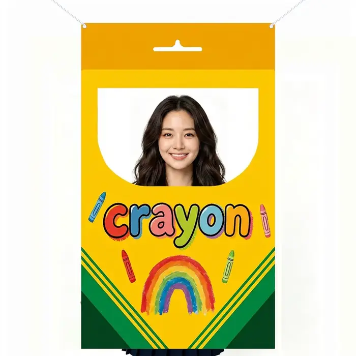 Cadre de photomaton en forme de boîte de crayons arc-en-ciel
