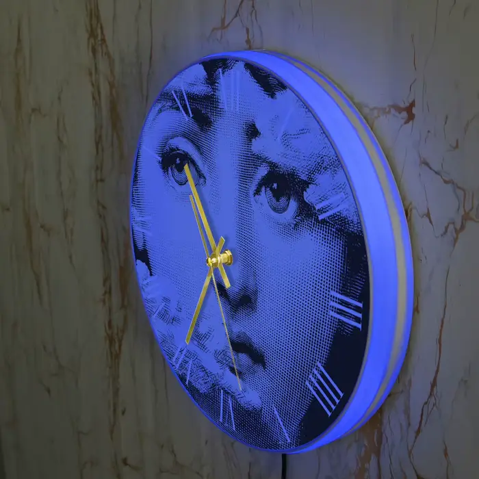 Peintre italien artiste décoratif imprimé horloge murale jeune femme Portrait