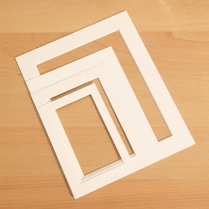 Passe-partout blanc pour photos