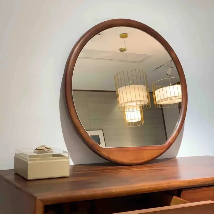 Miroir de maquillage mural 50 cm x 50 cm, design irrégulier avec cadre en bois, miroir décoratif pou