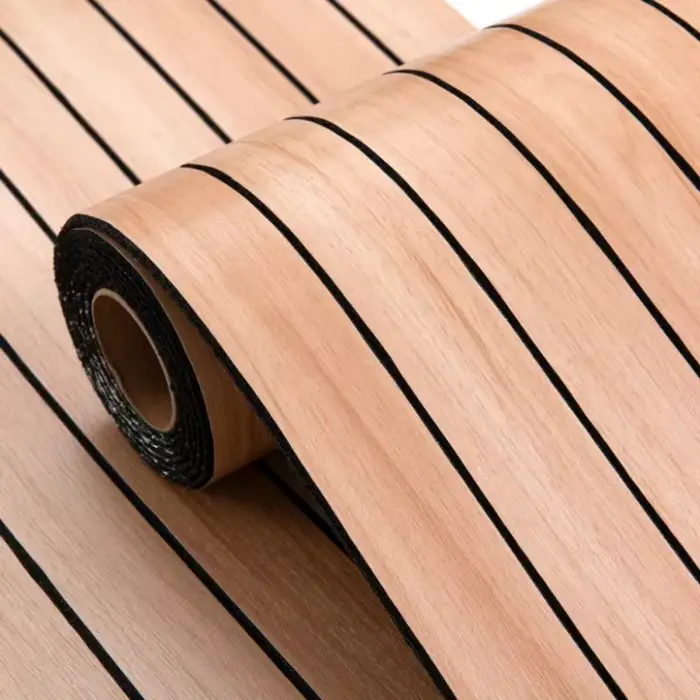 Panneaux muraux à motif de grille en bois 3D