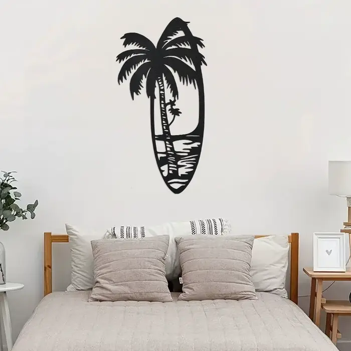 Décor artistique mural en métal noir