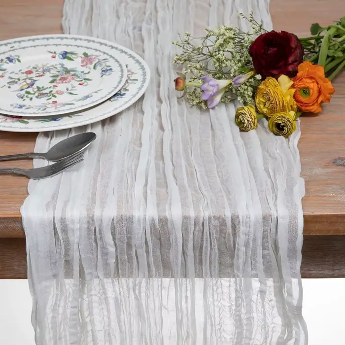 Nappe de table semi-transparente en gaze de lin couleur sauge pour la décoration