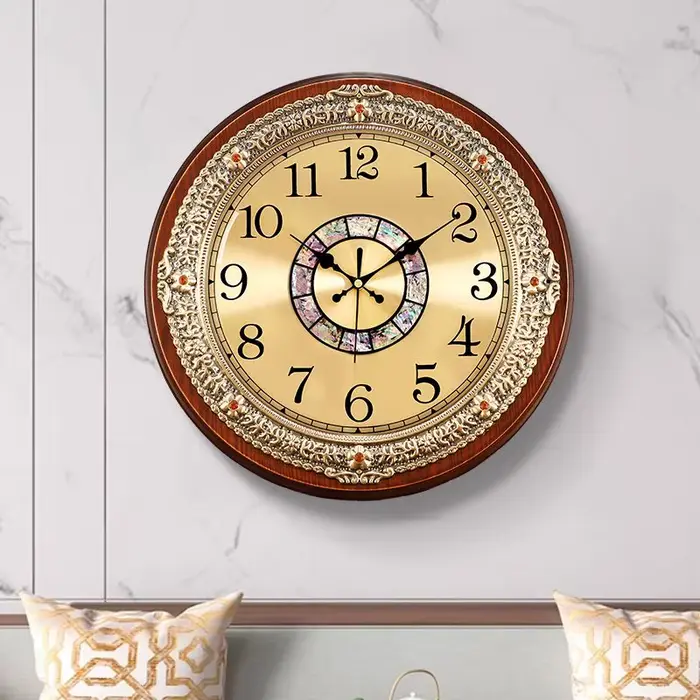 Horloge murale rétro en bois massif