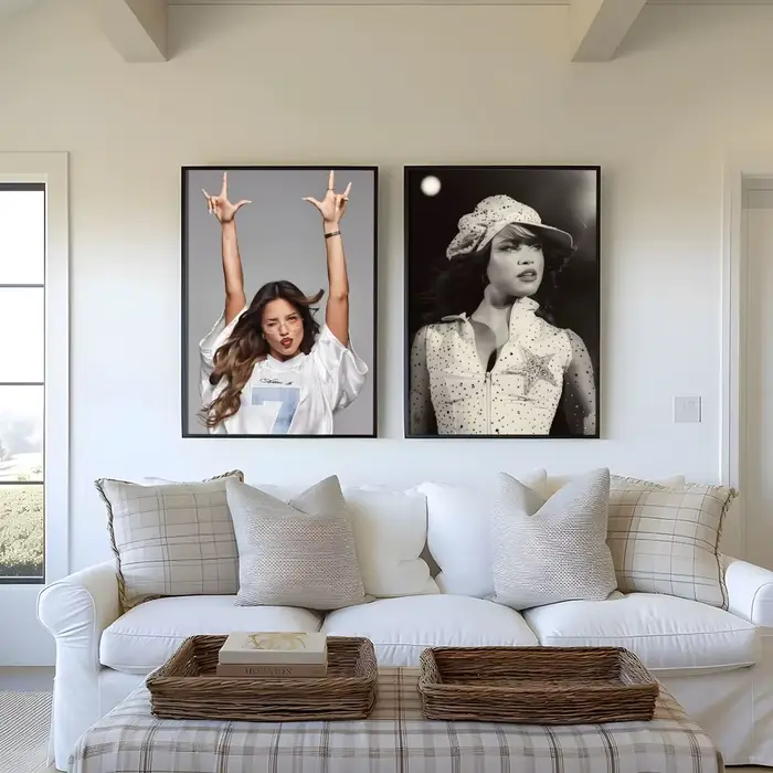 Affiche Singer E-Emilia Mernes