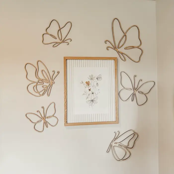 Lot de 6 décorations murales papillon en bois