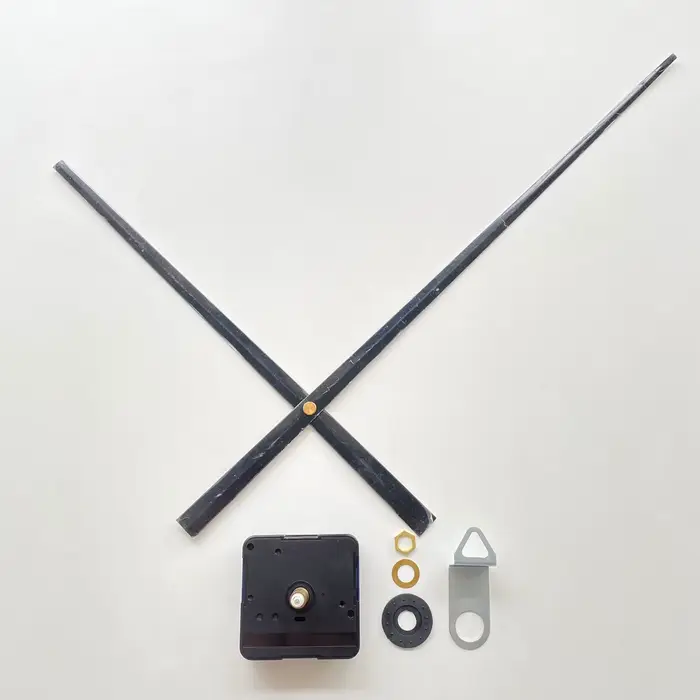 Grande horloge murale bricolage