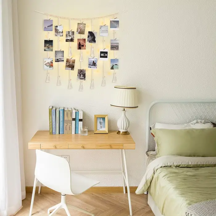 Présentoir de photos suspendu en macramé