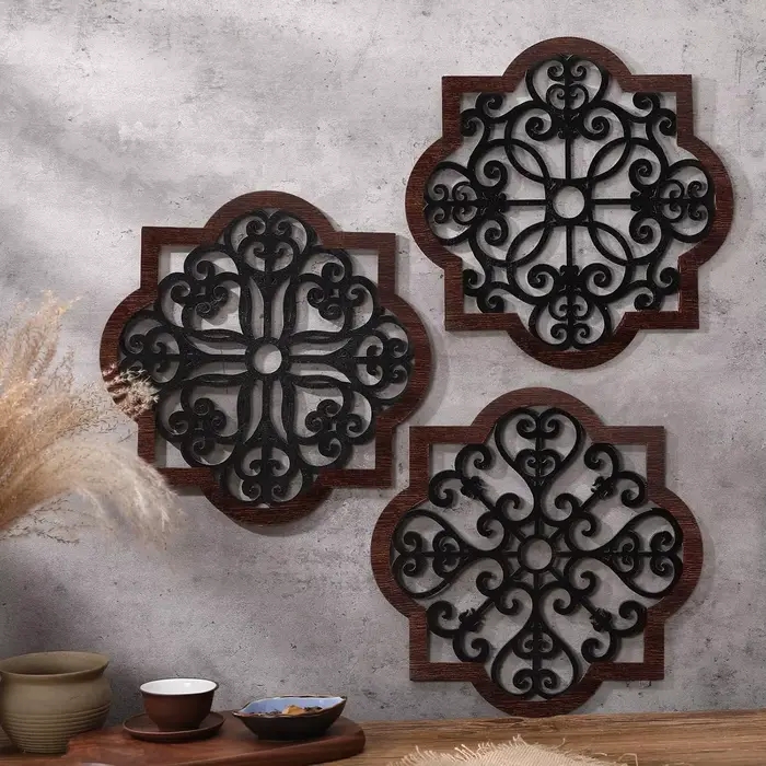 Décoration murale rustique en bois épais
