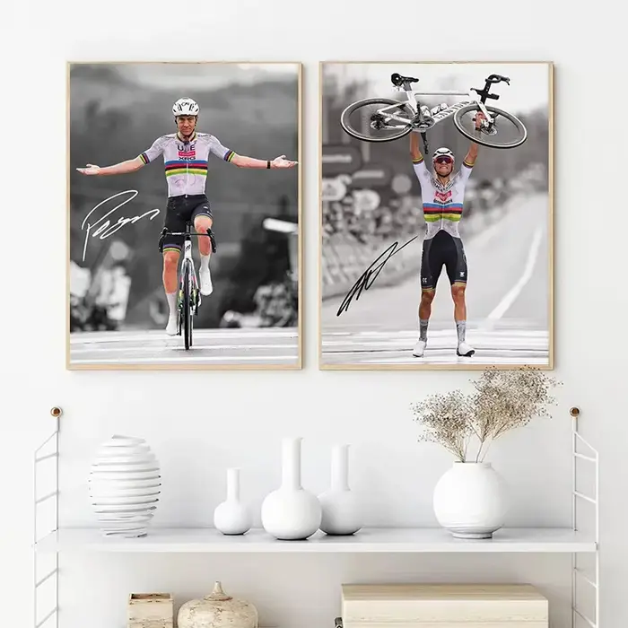 Affiches de Champion du monde de cyclisme Tadej Pogacar