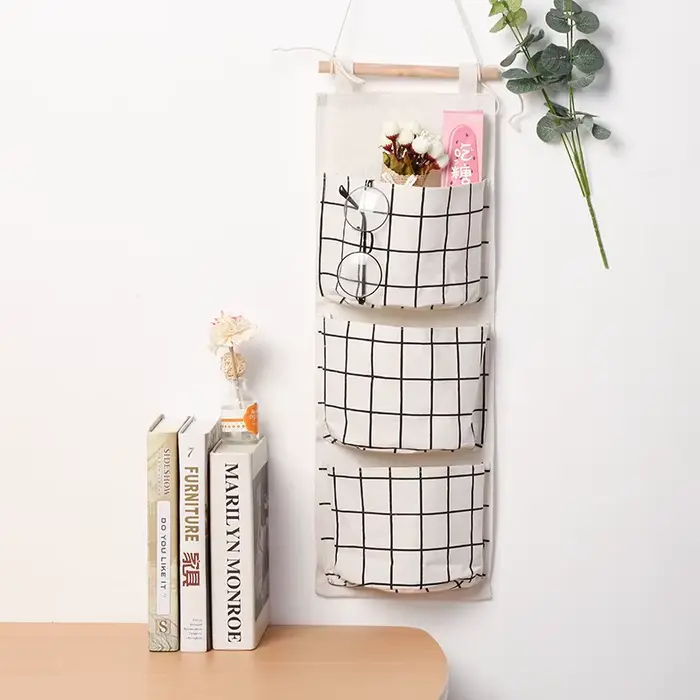 Sac de rangement mural suspendu à trois poches, sac de rangement en coton et lin pour chambre à couc