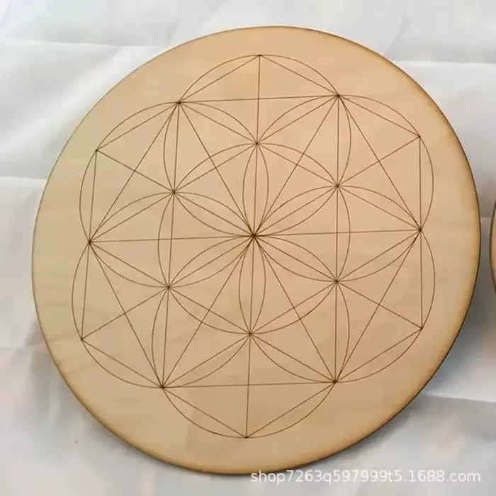 Plaques géométriques en bois pour la décoration de la maison