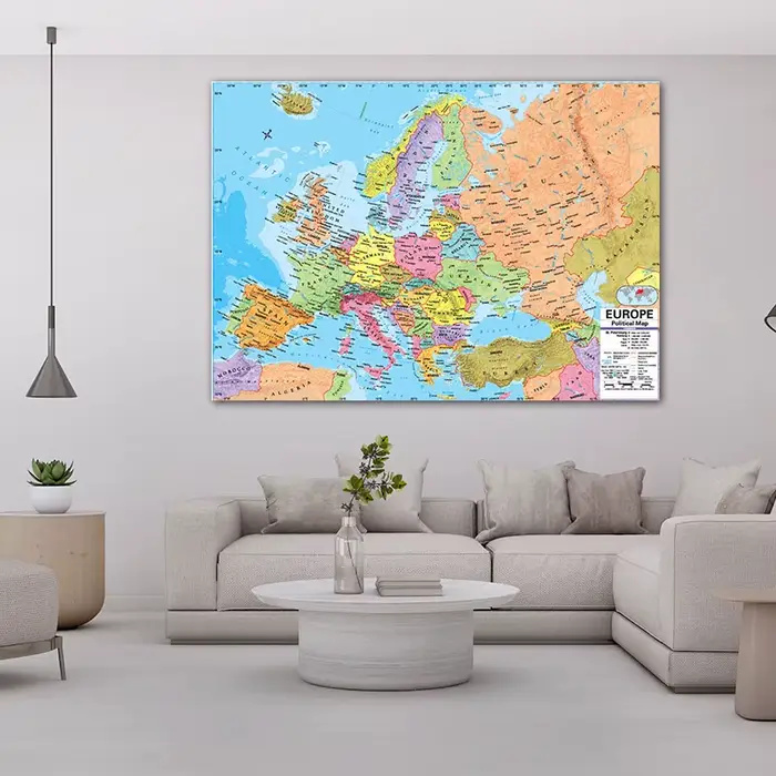 Affiche de carte de l'europe en anglais avec détails