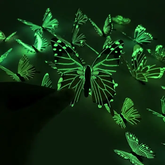 Autocollants muraux papillons lumineux 3D, papillons colorés brillants, papier peint pour chambre à