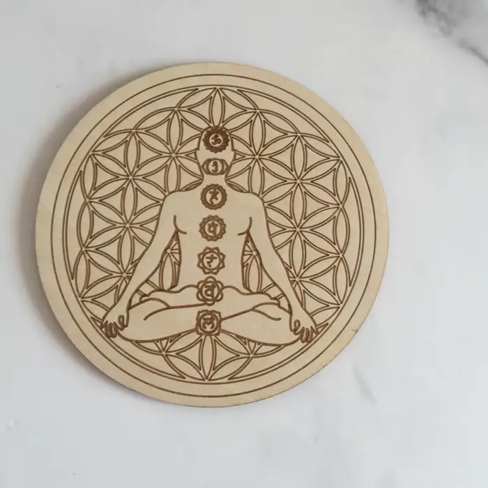 Plaques géométriques en bois pour la décoration de la maison