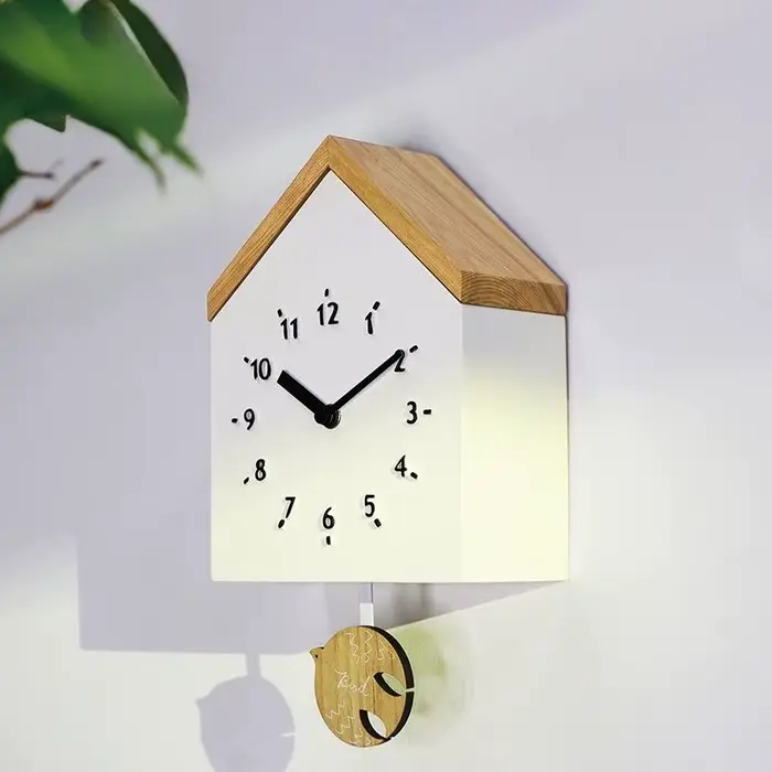 Horloges murales de dessin animé, horloge nordique en bois pour salon, décoration de maison moderne Simple, montre murale silencieuse, décorations intérieures de maison
