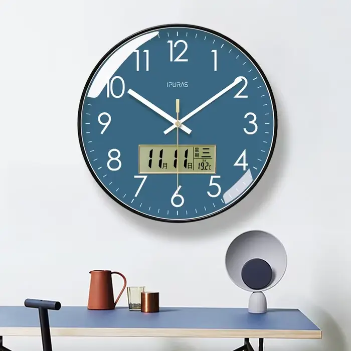 Horloge murale à quartz au design moderne
