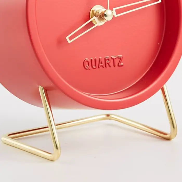 Horloge électronique de style nordique