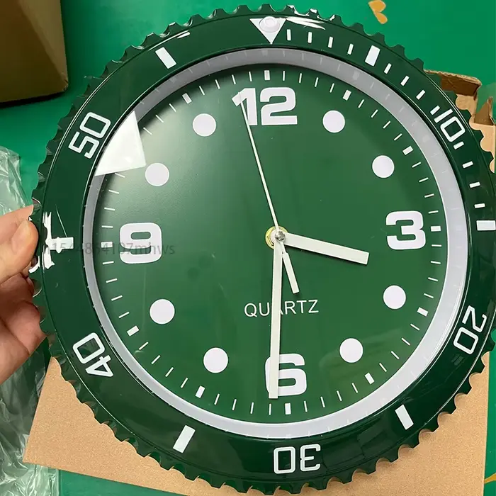 30cm horloge murale Design moderne silencieux Quartz aiguille luxe horloges murales balayage seconde maison