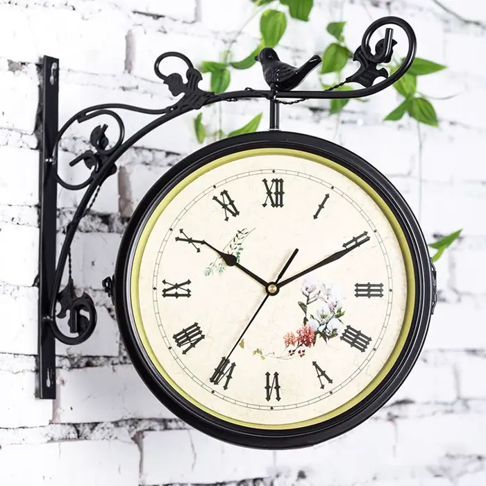 Horloge murale silencieuse Double face