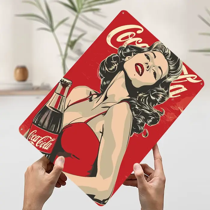 Affiche métallique rétro Coca-Cola Pin-Up Girl