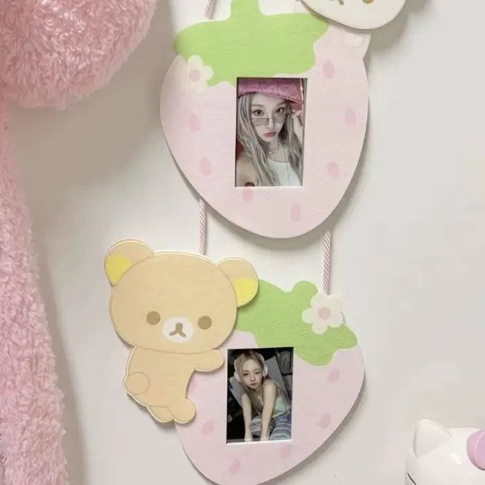 Cadre photo suspendu double connecté Rilakkuma Cartoon Strawberry Bear