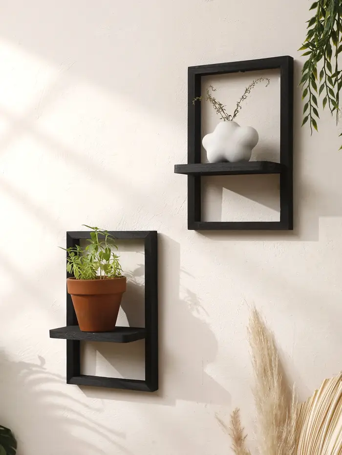 Étagère murale flottante en bois noir