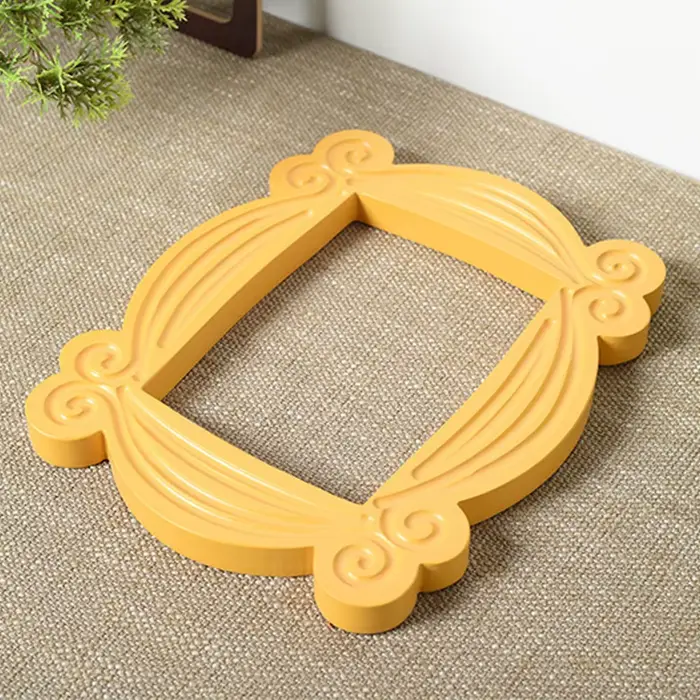 Cadre de porte en bois Monica fait à la main, série télévisée Friends, jaune, cadres photo Mon, rectangle, décoration d'intérieur à collectionner, cadeau de collection
