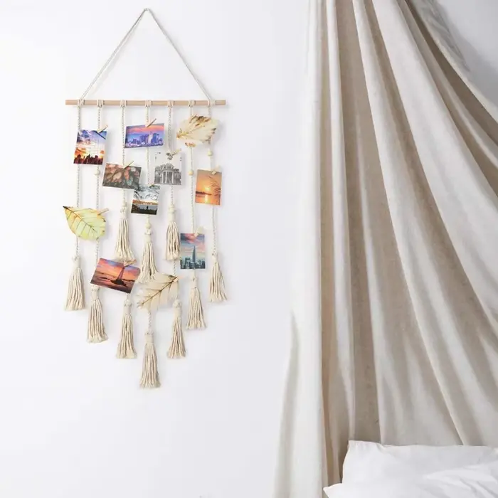 Présentoir de photo mural à pampilles Boho avec 25 clips en bois