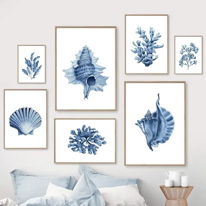 Peinture sur toile murale en aquarelle avec coquillages de corail bleu et algues
