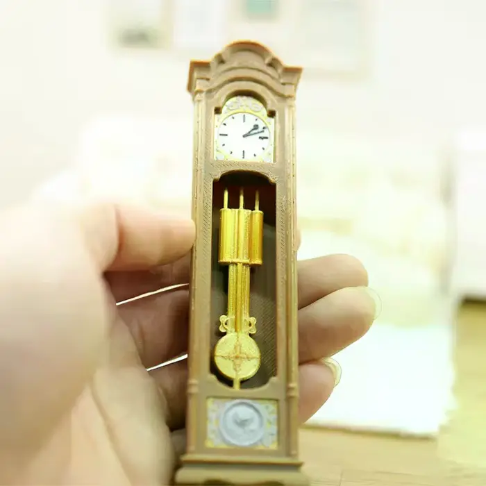 Horloge à pendule rétro pour maison de poupée 1/12
