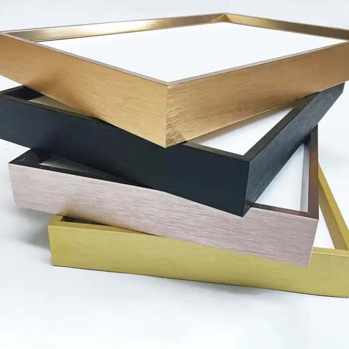 Art mural moderne, combinaison latérale étroite en alliage d'aluminium et cadre intérieur en bois