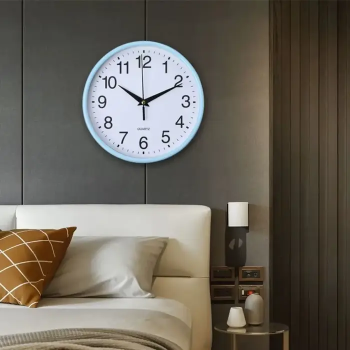 Horloges murales rondes modernes de 8 pouces