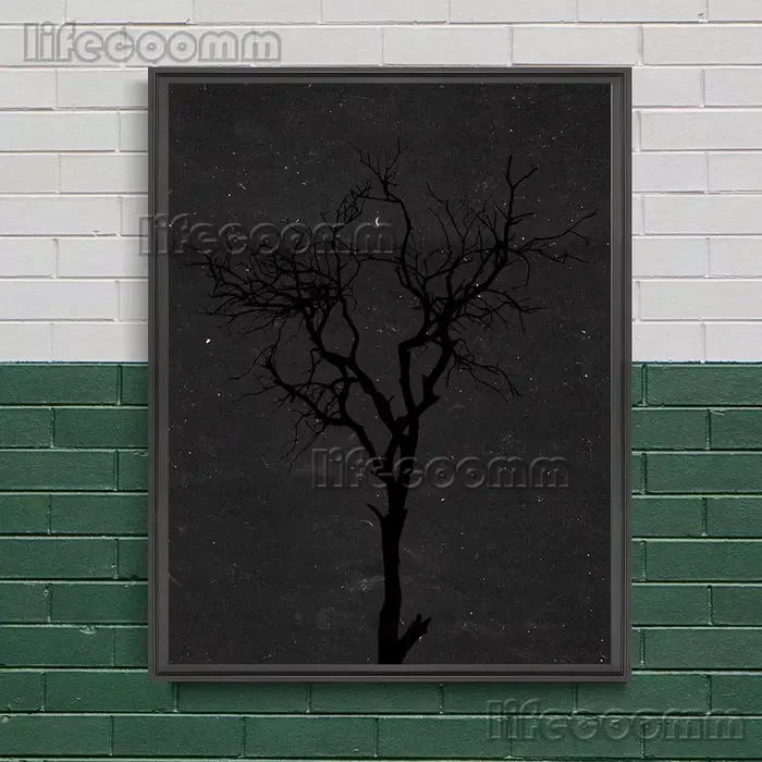 Nuits silencieuses et forêt effrayante