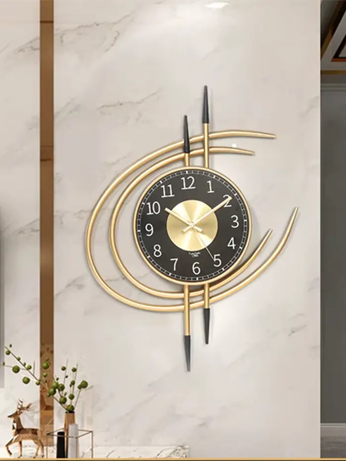 Horloge murale moderne et simple