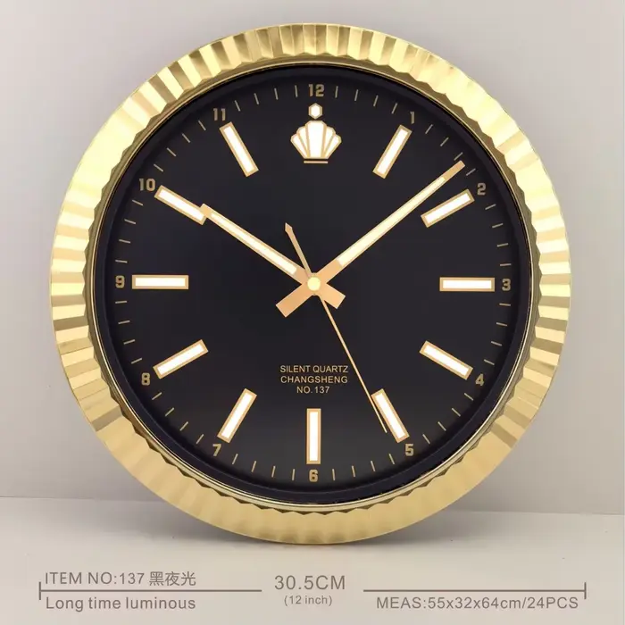 2025 Horloge murale classique lumineuse de luxe Quartz silencieux horloges murales de rôle moderne s