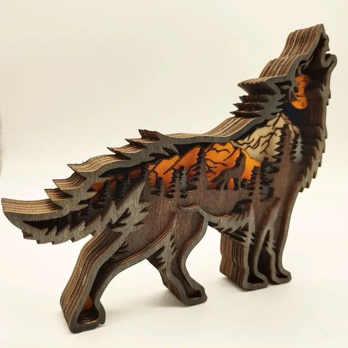 Sculpture sur bois 3D, forêt creuse