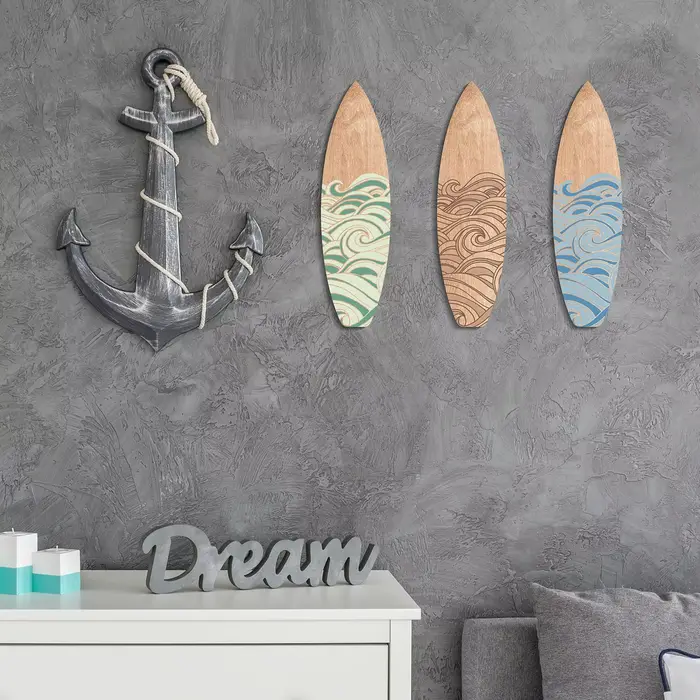 Décoration murale de planche de surf en bois