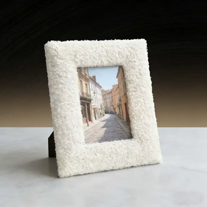 Cadre photo simple en fausse fourrure