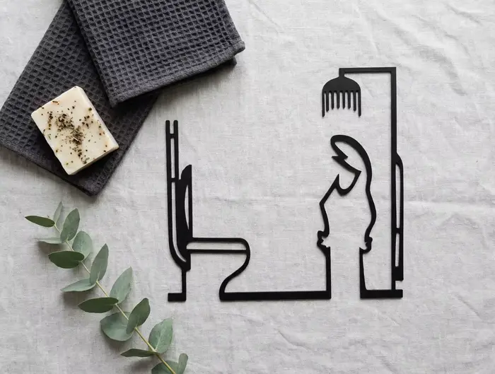 Panneau de porte de salle de bain en métal