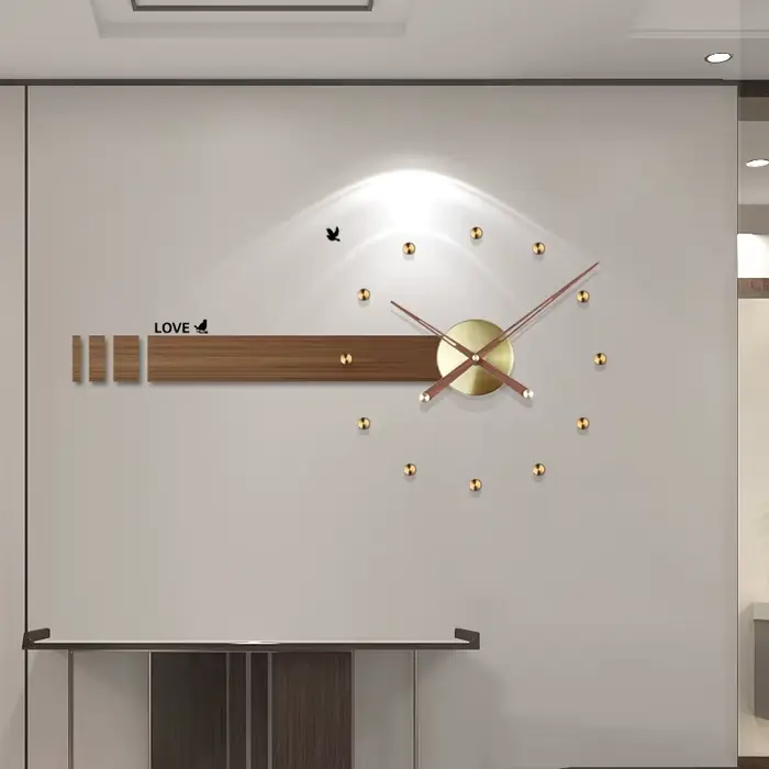 Horloge murale en bois massif