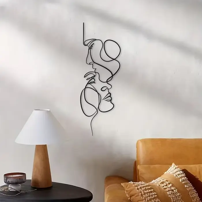 Décoration murale suspendue en métal noir